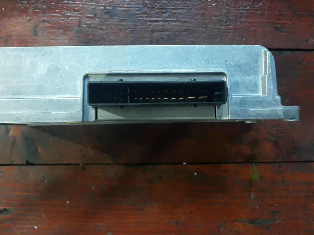 Amplificator Audi A4 B8 cod 8T0035223AB 
