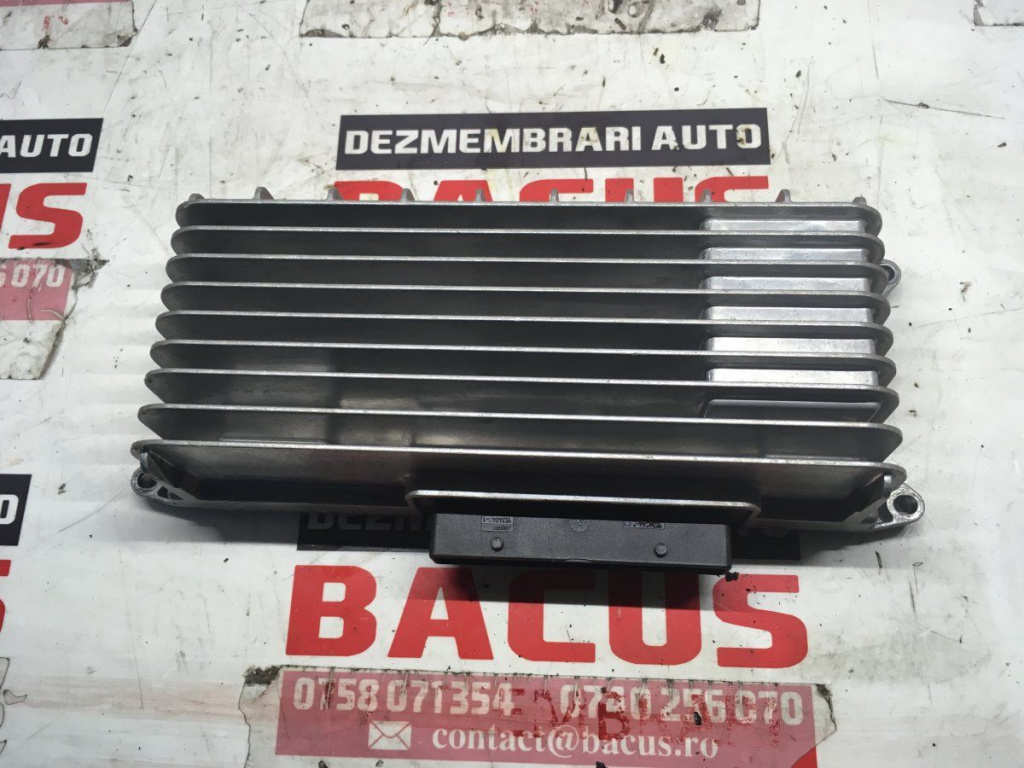 Amplificator Audi A4 B8 cod: 8t0035223ab