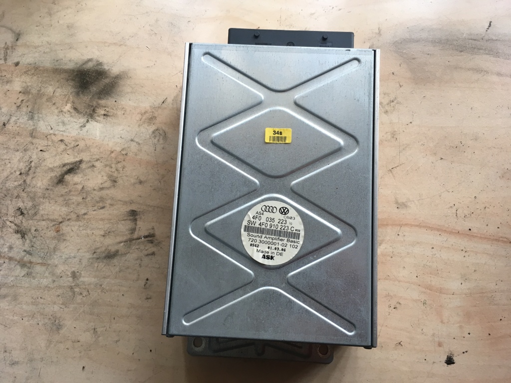 Amplificator audio 4f0035223 4f0910223c