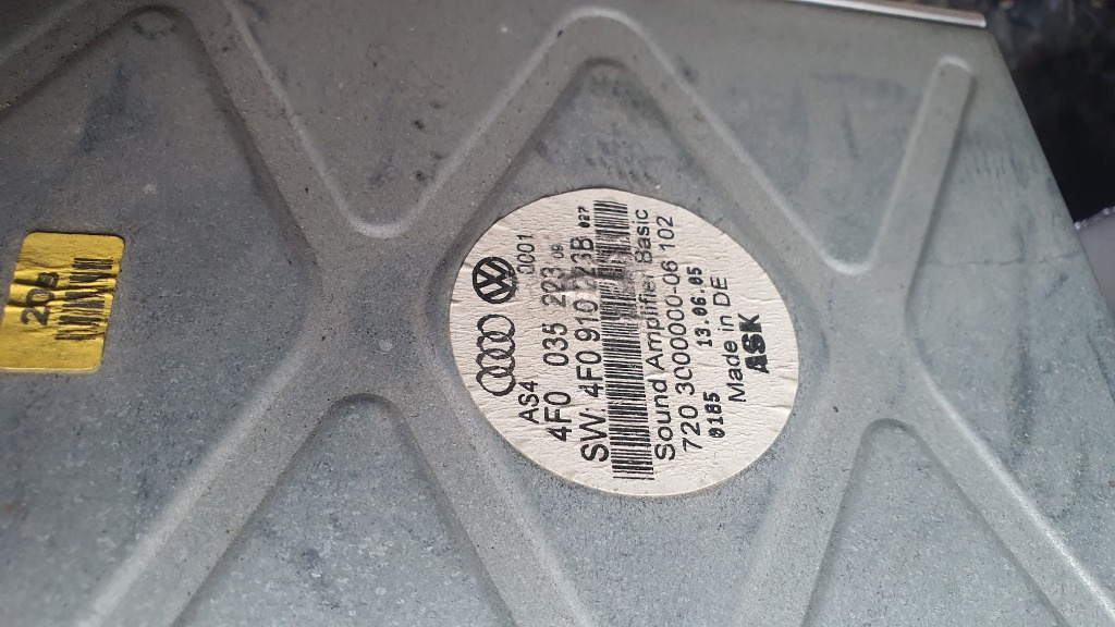 Amplificator audio 4F0910223B Audi A6 C6