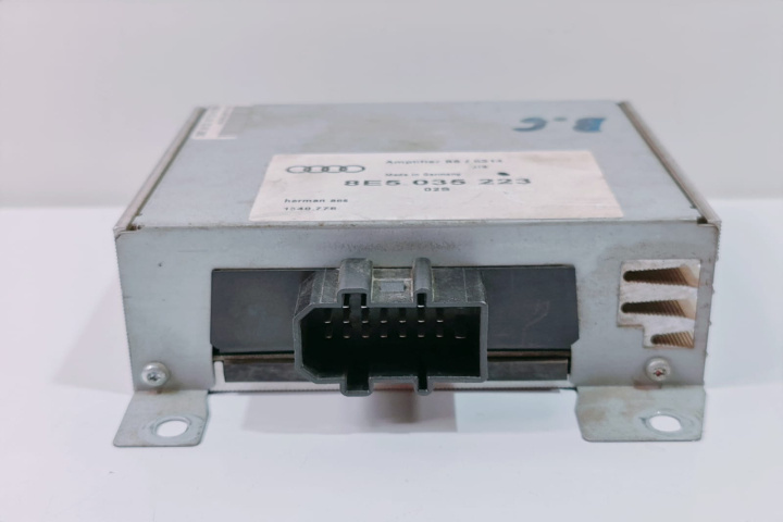 Amplificator Audio 8E5035223 Audi A4 B7 