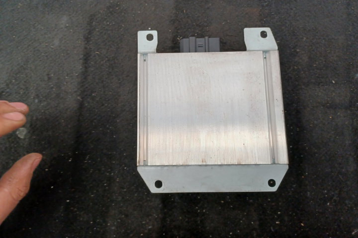 Amplificator audio 8E9035223D 8E9035223D