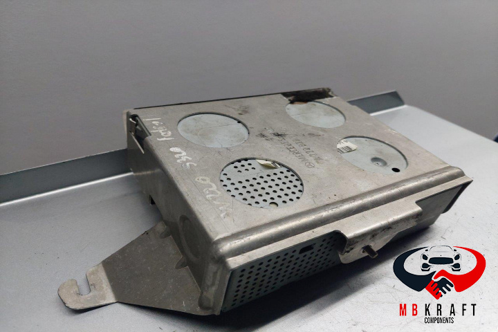 Amplificator audio A2208271714 A 220 827