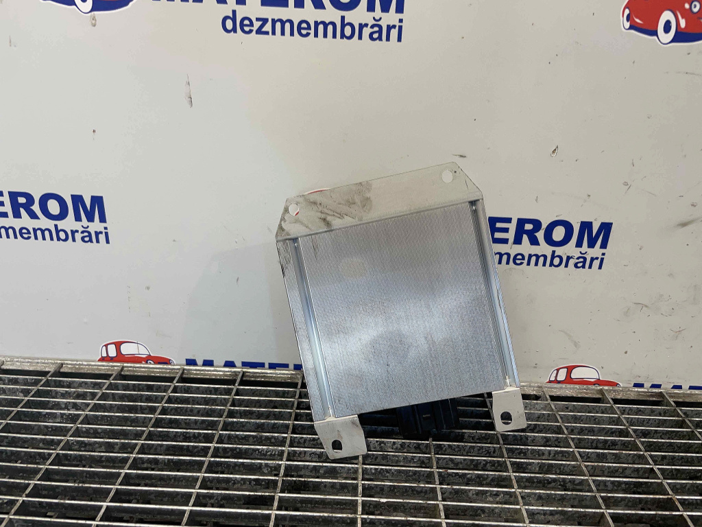 AMPLIFICATOR AUDIO AUDI A4 A4 - - (2004 