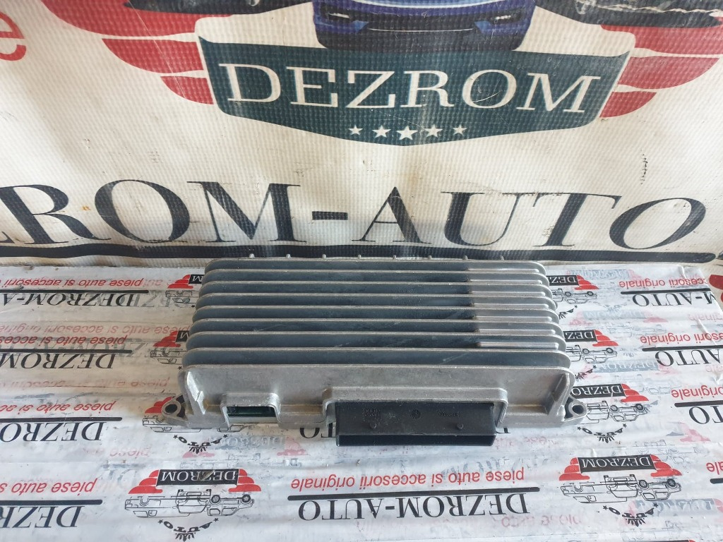 Amplificator audio Audi A5 8T cod piesa : 8T0035223AE