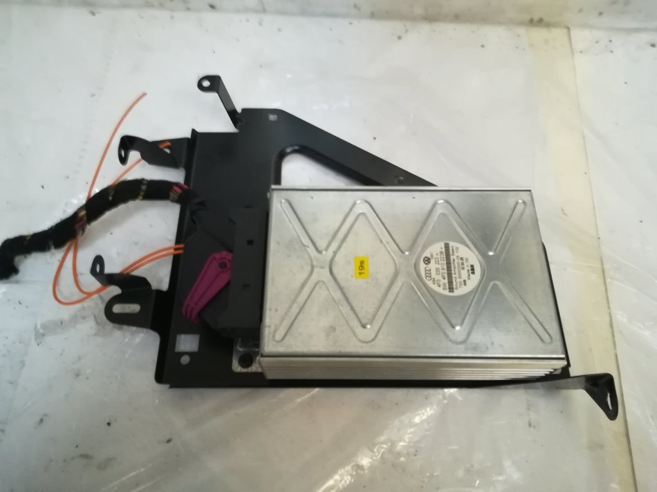 Amplificator Audio Audi A6 4F C6