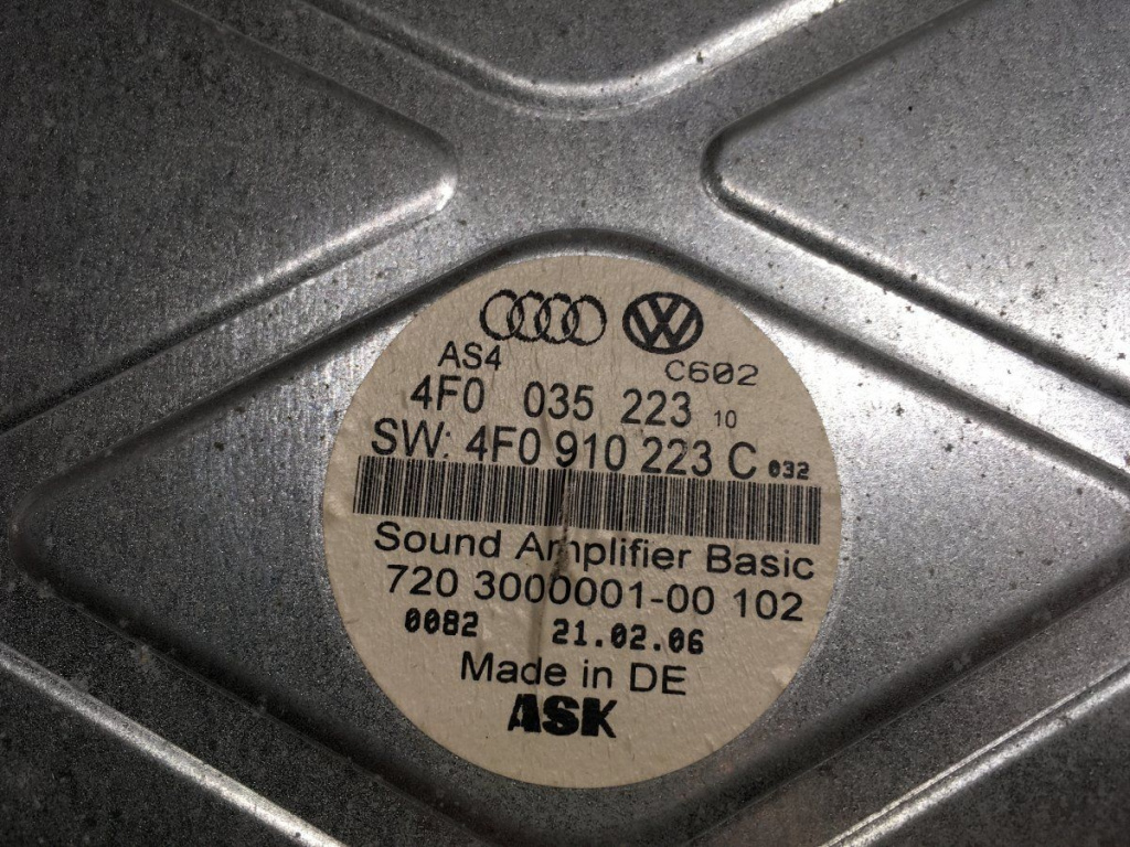 Amplificator audio Audi A6 4F cod: 4f091