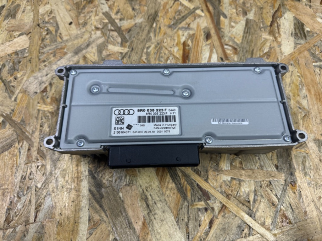 Amplificator audio Audi Q5/A4 B8/A5 cod 