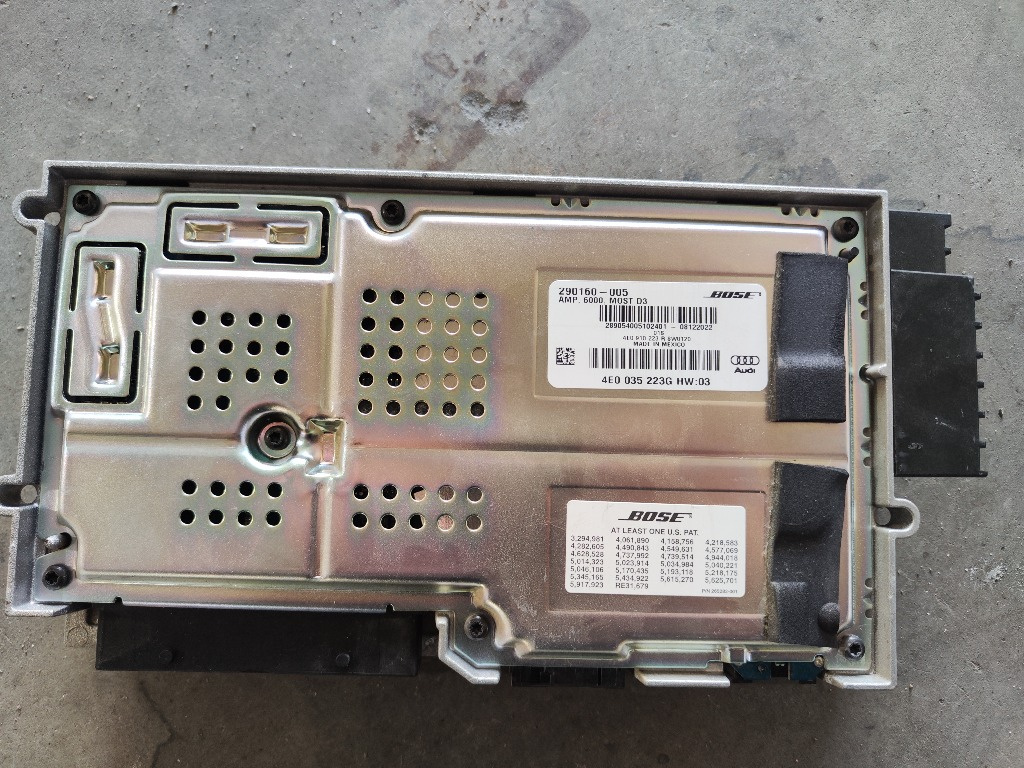 Amplificator audio BOSE Audi A8 2008 Cod