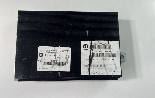 Amplificator audio Cod: 05091999AA 68200273AA Jeep Cherokee KL [2013 - 2017] SUV 5-usi 2.0 TD AT AWD (170 hp)