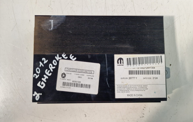 Amplificator audio Cod: 68200273AB Jeep 