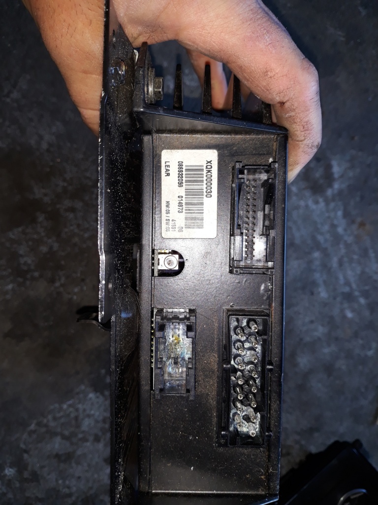 Amplificator audio Range Rover Vogue An 2005 Cod 086932059
