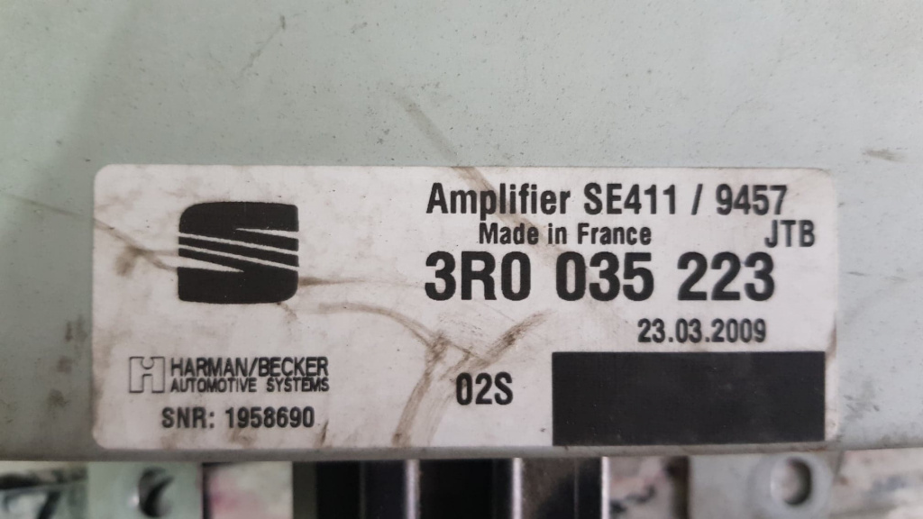 Amplificator audio / Statie originala Se