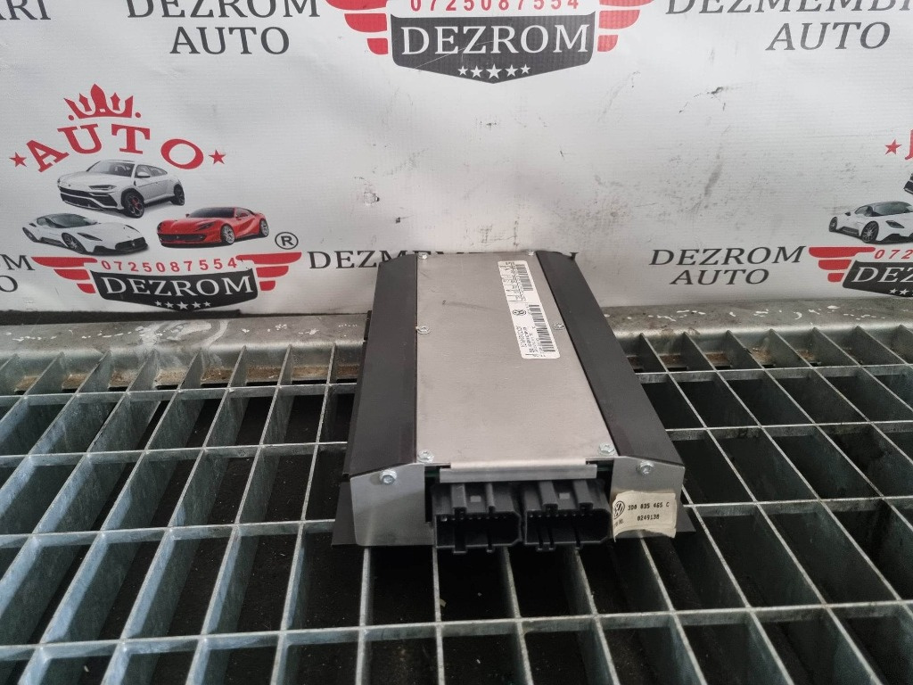 Amplificator audio / Statie VW Phaeton c
