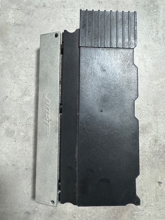 Amplificator Bose cod 4L0035223A/4L0 035