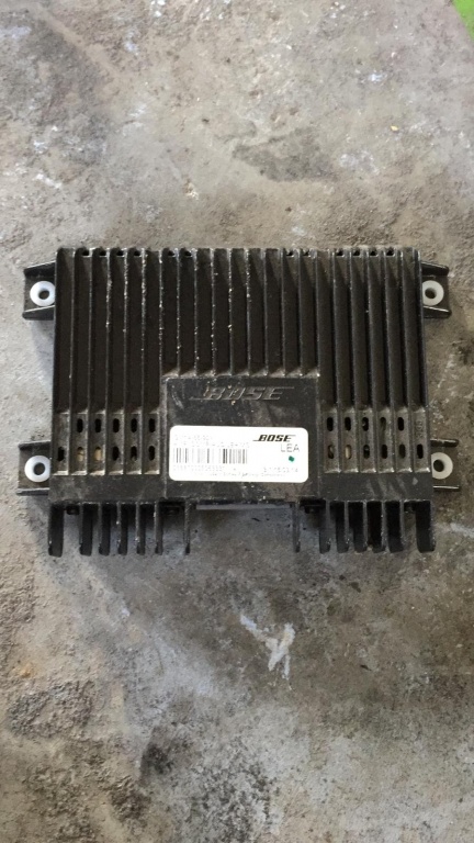 Amplificator Bose Mazda 6 din 2005 cod gm1a-66-92x