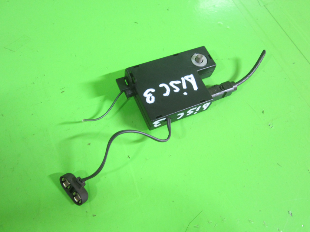 AMPLIFICATOR / MODUL ANTENA COD XUC00006
