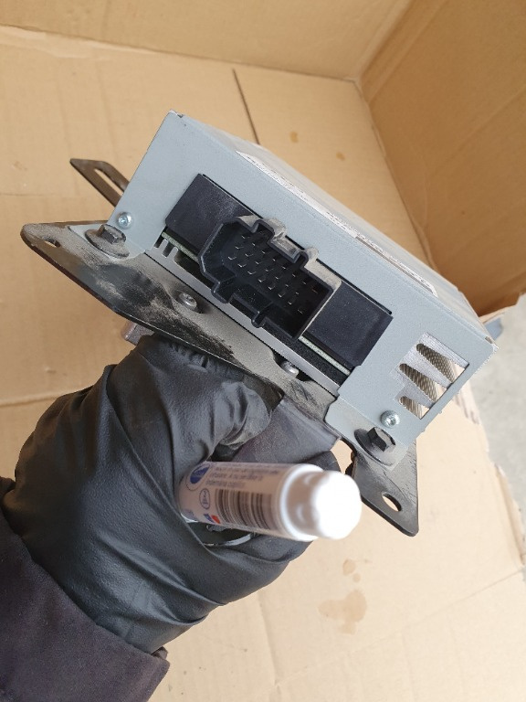 Amplificator radio Audi A4 B7 cod: 8E503