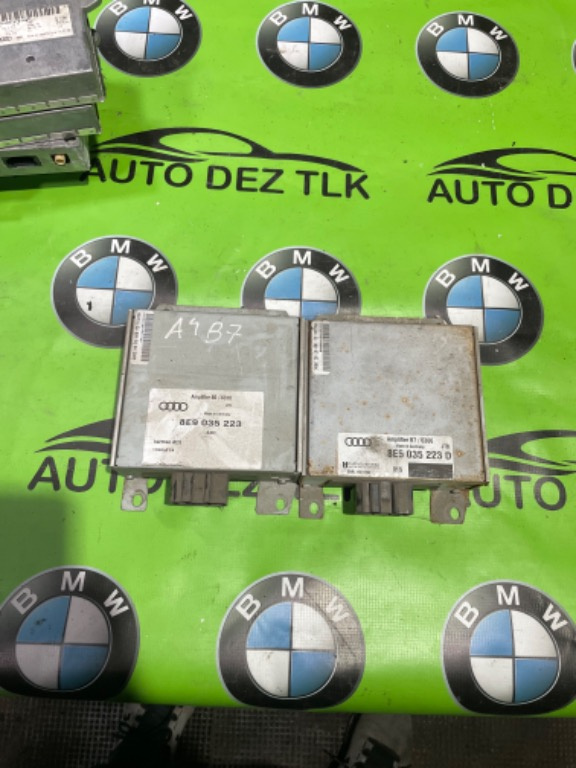 Amplificator radio Audi A4 B7 cod: 8E5035223D