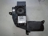 Amplificator si subwoofer Audi A4 b7