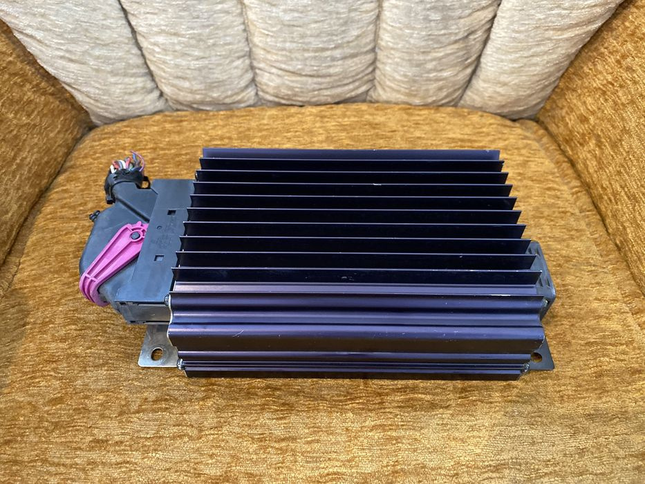 Amplificator / Statie Bose Audi A8 D3 : 4E0035223A