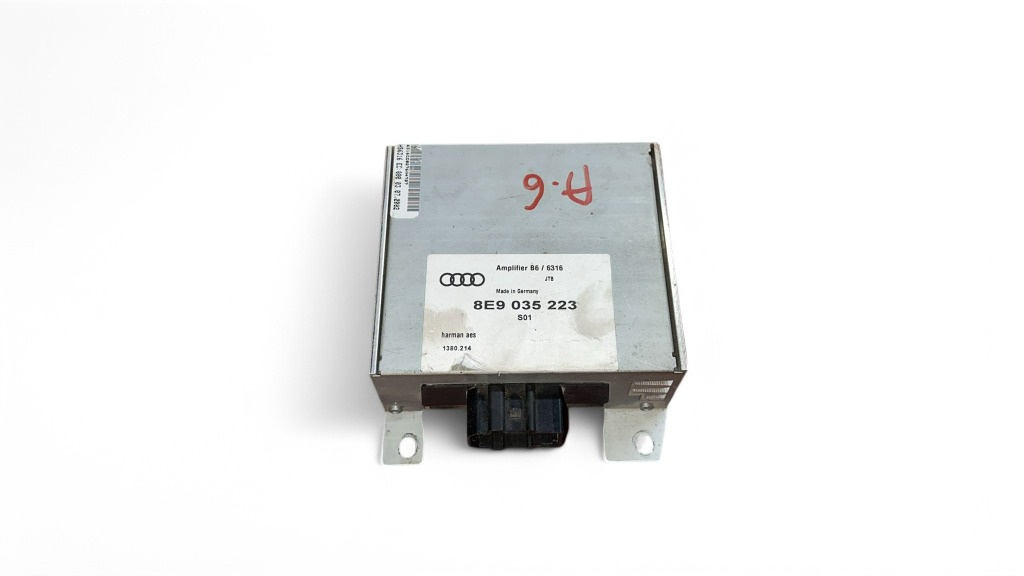 Amplificator sunet Audi A4 S4 B7 8E 8H (2005 - 2008)