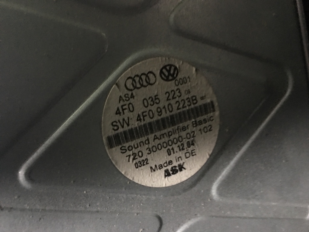 Amplificator Tuner Radio Box Audi A6 4F 