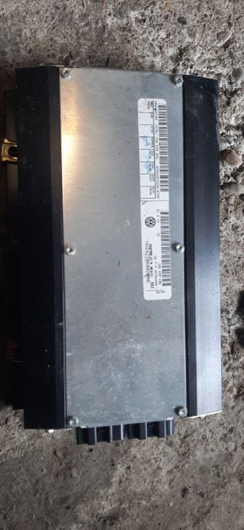 Amplificator Vw Phaeton an 2003--2008 cod 3D0035456