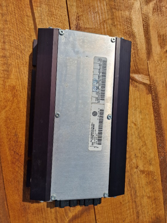 Amplificator VW Phaeton cod 3D0 035 465A