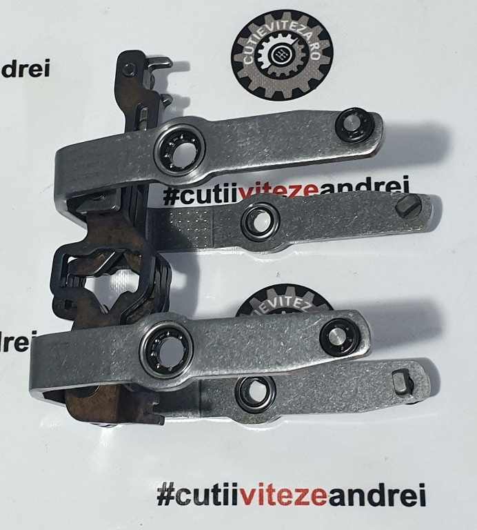 Ansamblu furci VW T5 cod 02Z 311 490 D