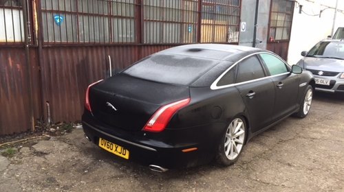 Ansamblu stergatoare cu motoras Jaguar XJ 2011 limuzina 3.0