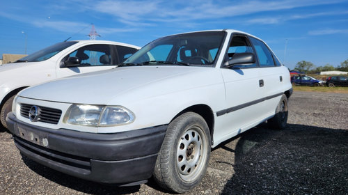 Ansamblu stergator cu motoras Opel Astra F 1995 Berlina 1.6 benzină 74kw