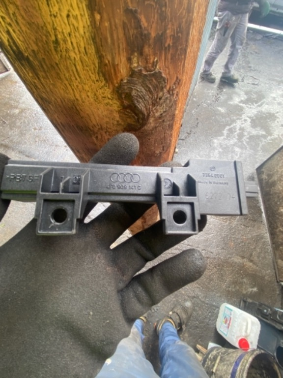 Antena keyless Audi A6 Q7 cod: 4f0909141c
