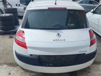 Antena radio Renault Megane 2 1.5 dci 63Kw / 86 Cp euro 4,cod motor K9K724 ,transmisie manuala , an de fabrica