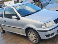 Antena radio Volkswagen Polo 6N 2000 Berlină 1.4 B