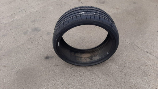 Anvelopă noua Pirelli 245/30/20