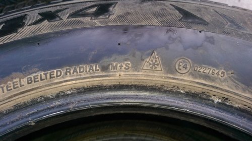 Anvelopa/ Cauciuc Iarna Second Hand Bridgestone Blizzak LM-25 4x4 215/70 R16