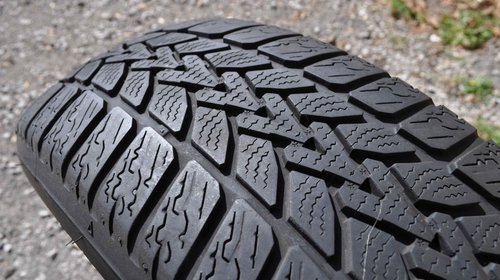 Anvelopa Iarna 185/60 R15 DUNLOP Winter Response 2 - XL