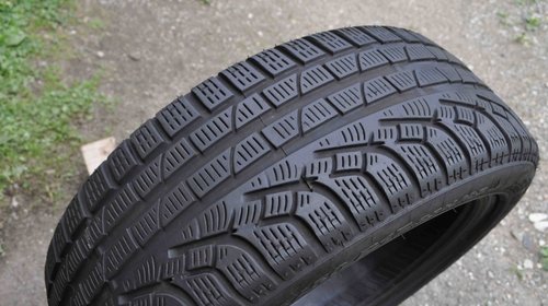 Anvelopa Iarna 205/50 R17 PIRELLI SOTTOZERO Winter 210 Serie II 93H