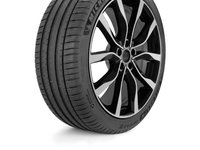 Anvelopa vara MICHELIN PILOT SPORT 4 SUV 275/45 R21&#x22; 110Y