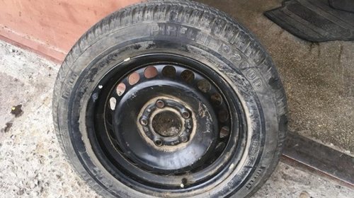 Anvelopa vara Pirelli 185 65 15 plus janta tabla Bmw