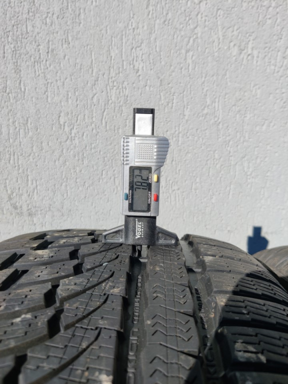 Anvelope / cauciucuri iarna 255/40 R19 N