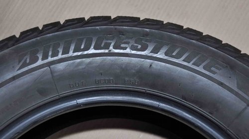 Anvelope Iarna 16 inch Bridgestone 235/60 R17