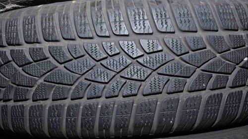 Anvelope Iarna 16 inch Dunlop WinterSport 3D 205/60 R16