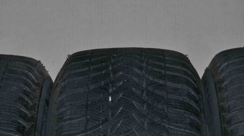 Anvelope Iarna 16 inch Michelin 215/65 R16