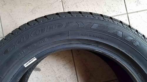 Anvelope Iarna 17 inch GoodYear 225/55 R17