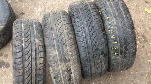 Anvelope iarna 175/65R14 dunlop