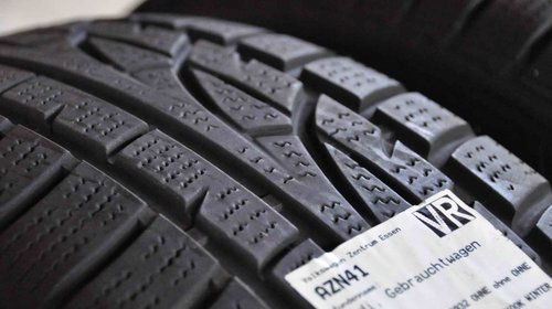 ANVELOPE IARNA Hankook Winter Icept Evo 215/60 R16