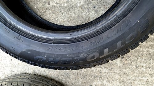 Anvelope iarna PIRELLI 205/65/17 2012 6.5-7MM