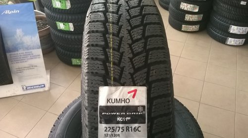 ANVELOPE KUMHO POWERGRIP KC11 10PR MS 121/120